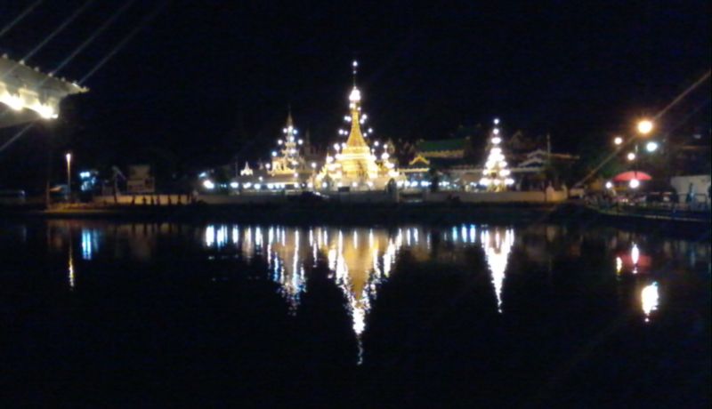 mae hong son nuit.jpg