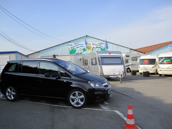 caravane 2 001.JPG