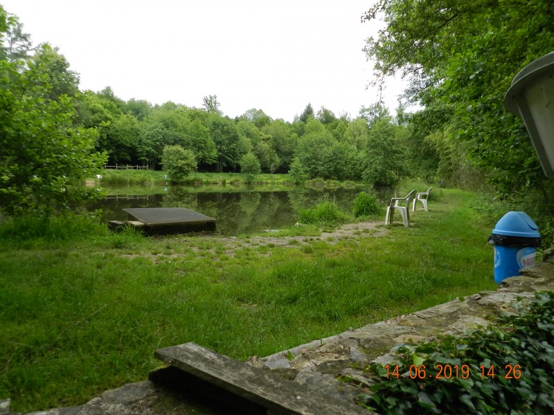 Etang à truites.JPG