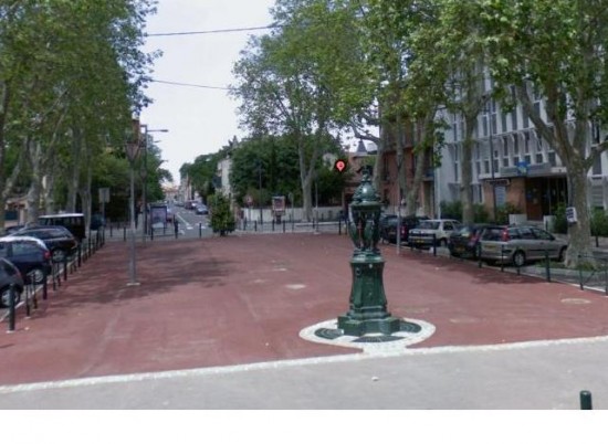Fontaine à toulouse.JPG