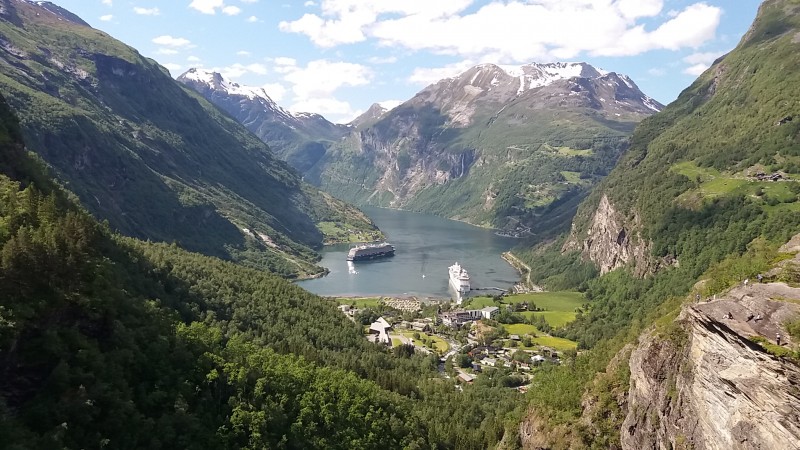 vue sur le fjord de Geiranger.jpg