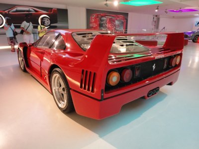ferrari-1.jpg