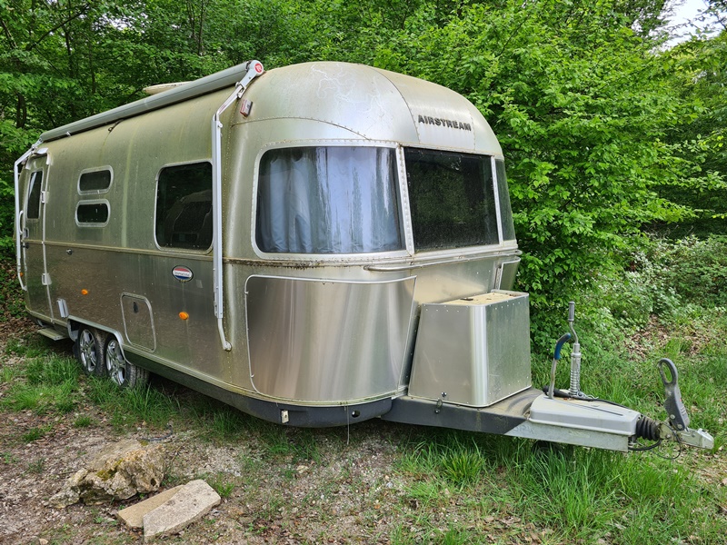 Airstream1.jpg