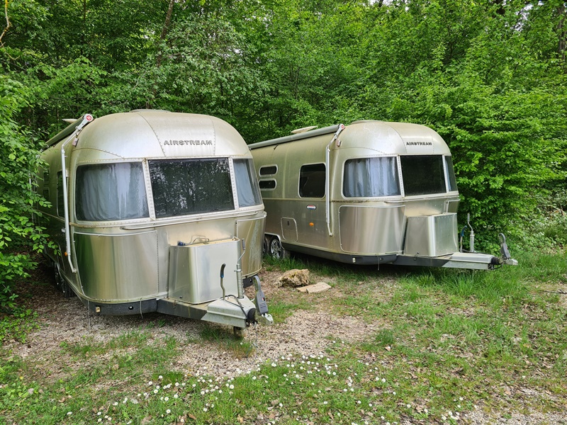 Airstream2.jpg